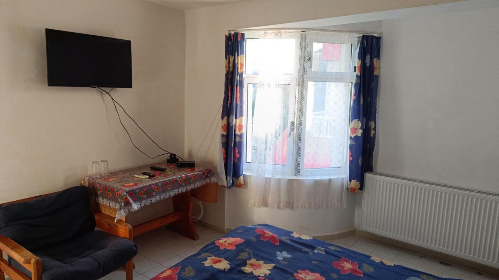 Eli Guest House Balchik Bagian luar foto